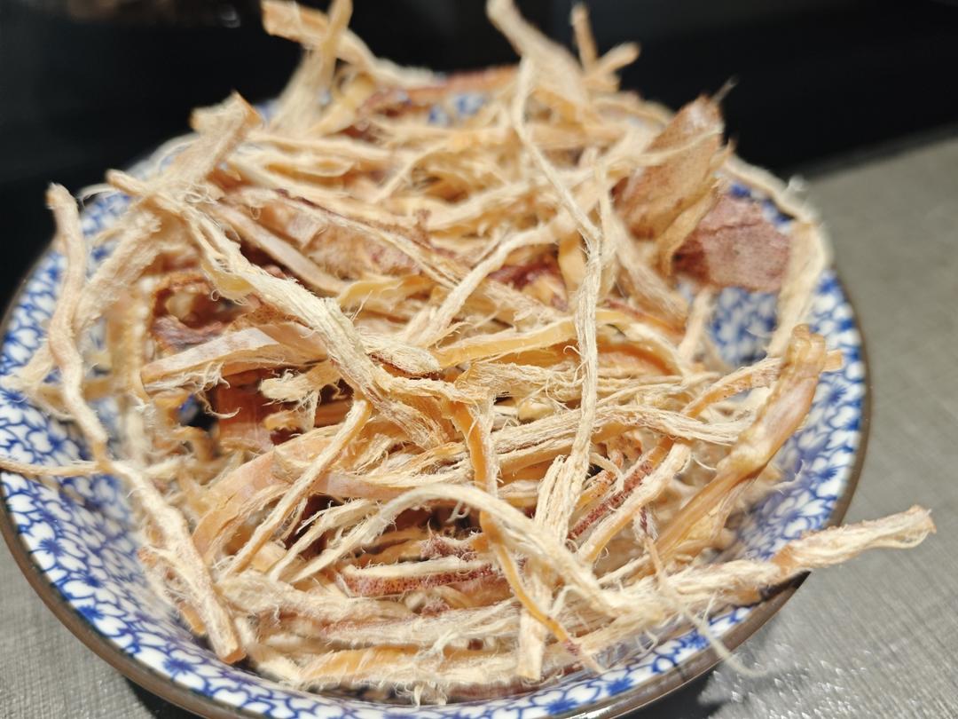 烤鱿鱼～手撕鱿鱼丝