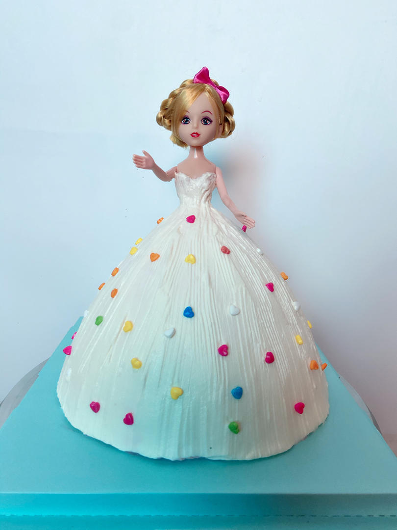 芭比娃娃蛋糕