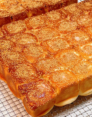 蜂蜜脆底小面包的做法 步骤10