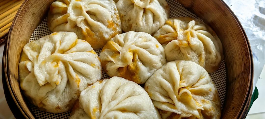 在家10分钟做蟹黄包