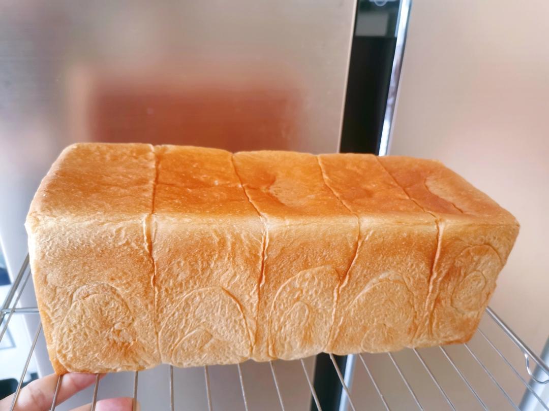 一口惊艳的鲜奶吐司