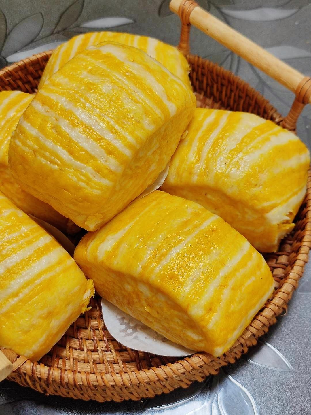双色南瓜馒头