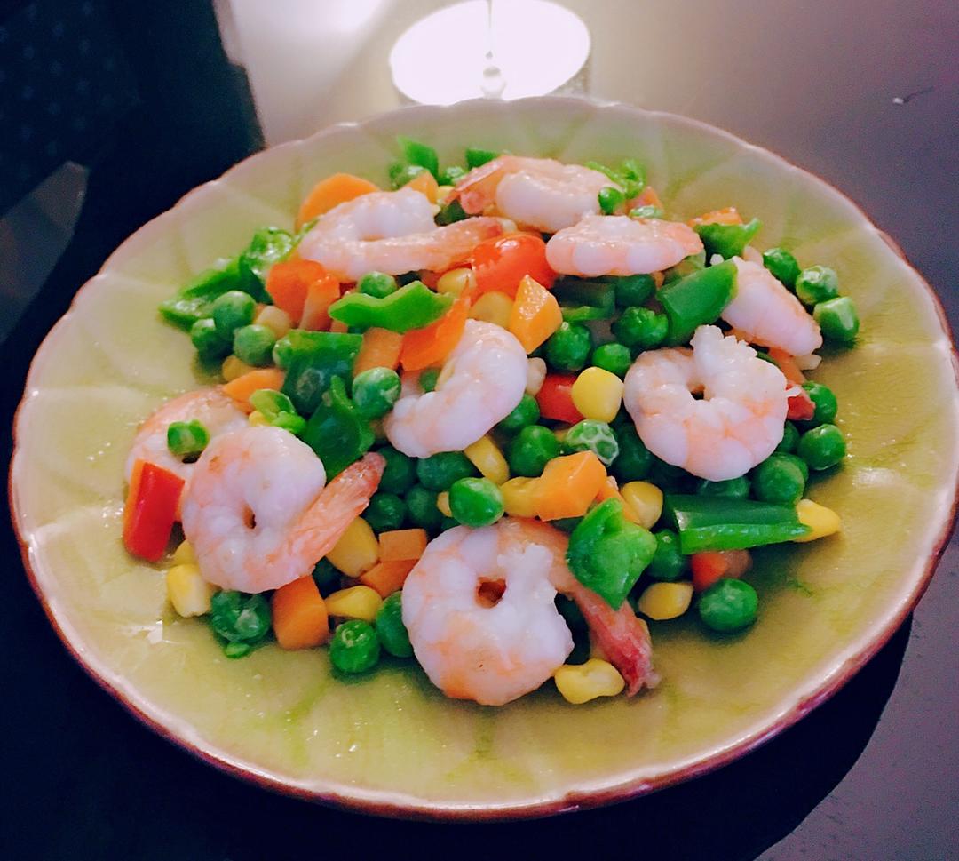 a爱生活爱美食做的三色炒虾仁