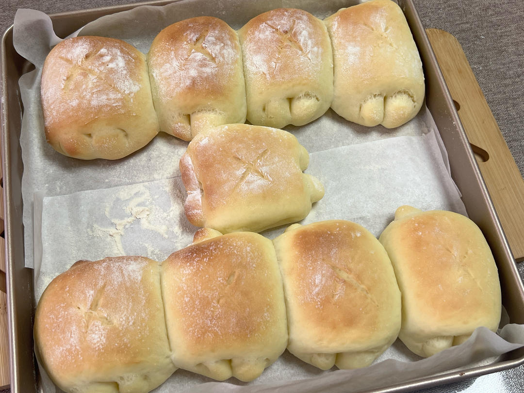 超软牛奶小面包