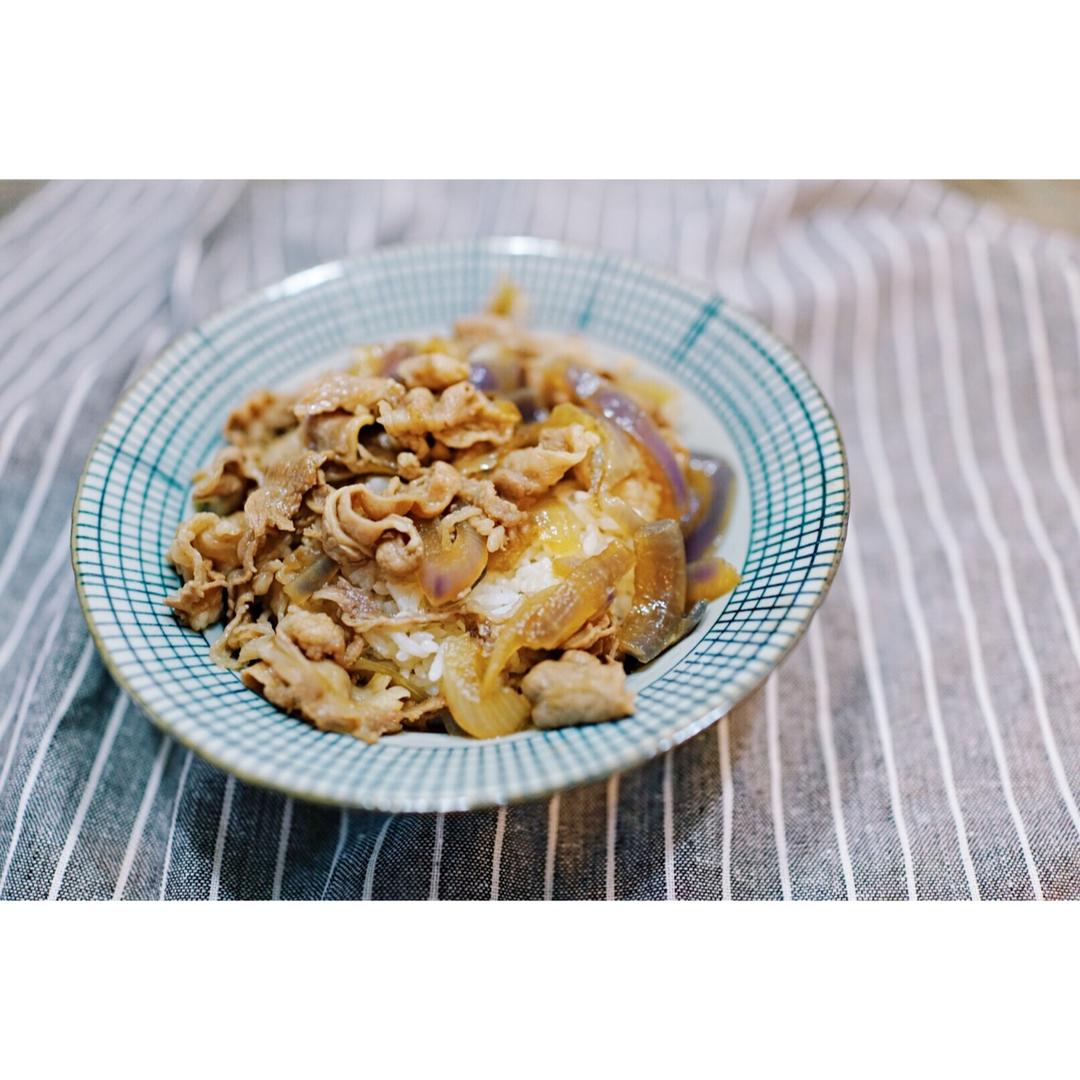 吉野家牛肉饭（牛丼）