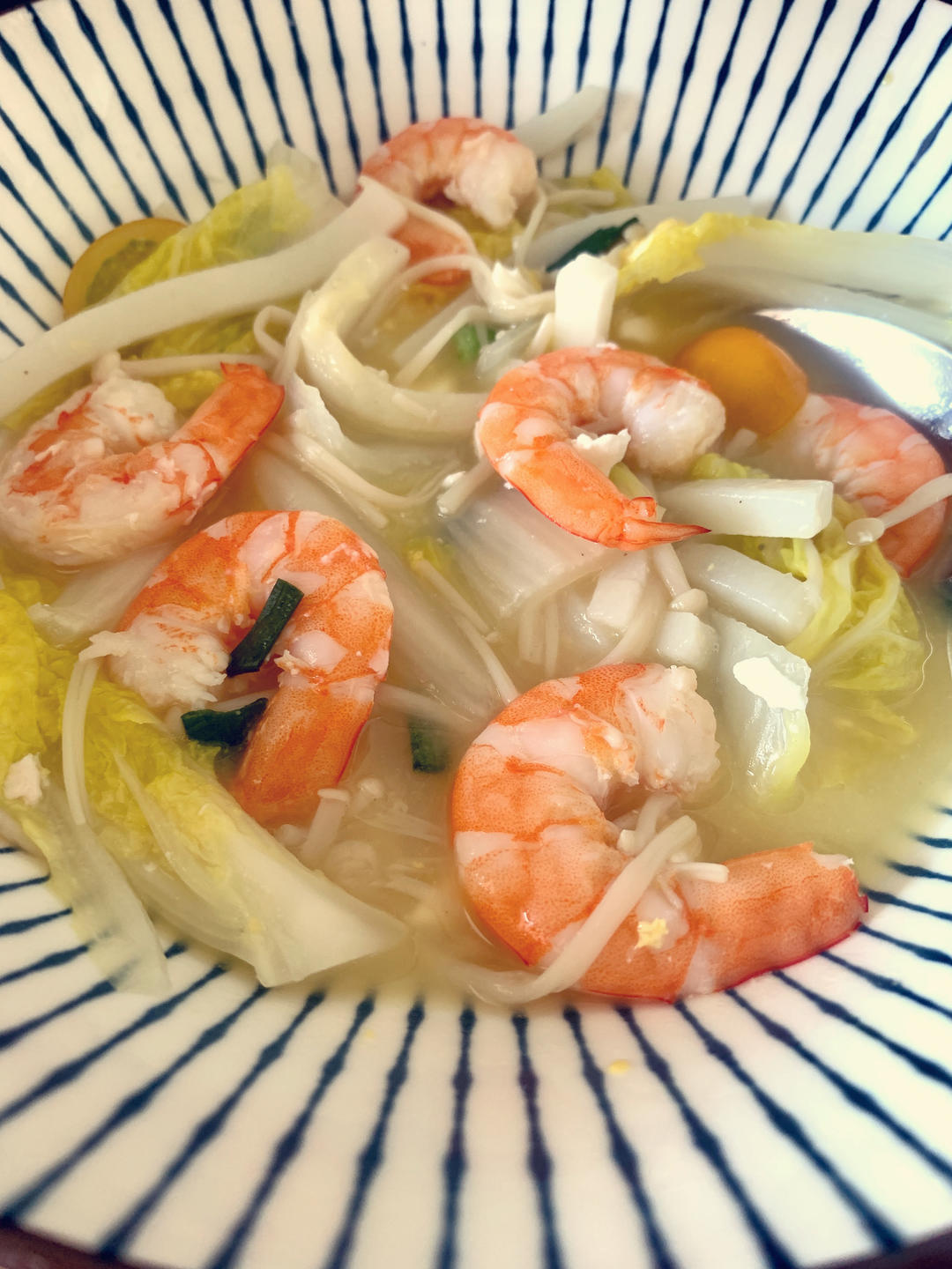 减脂餐～娃娃菜虾仁豆腐汤