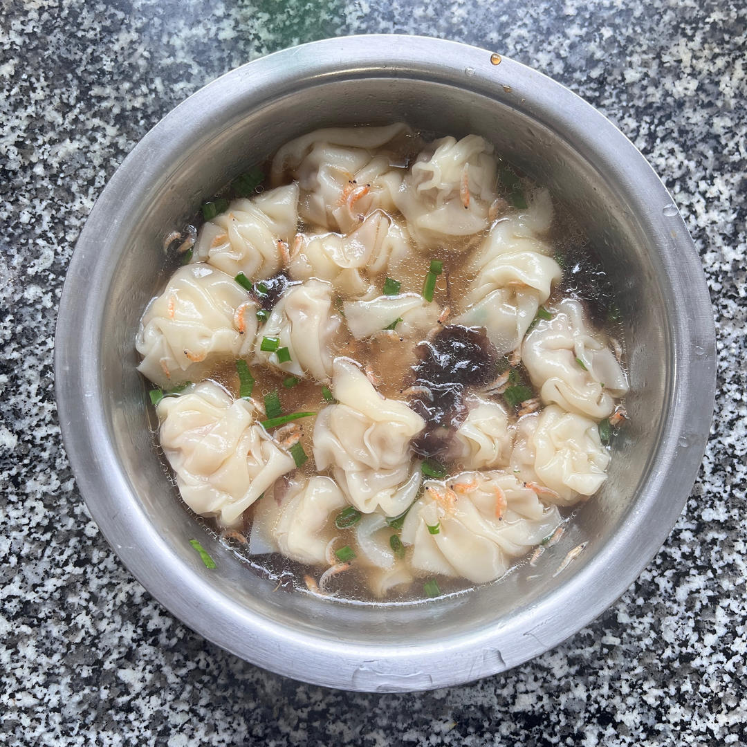 鲜肉馄饨 馄饨皮 馄饨汤底（附6种包法）