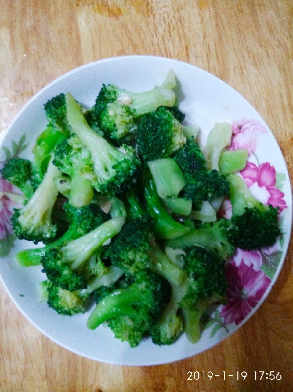 蚝油蒜蓉西兰花