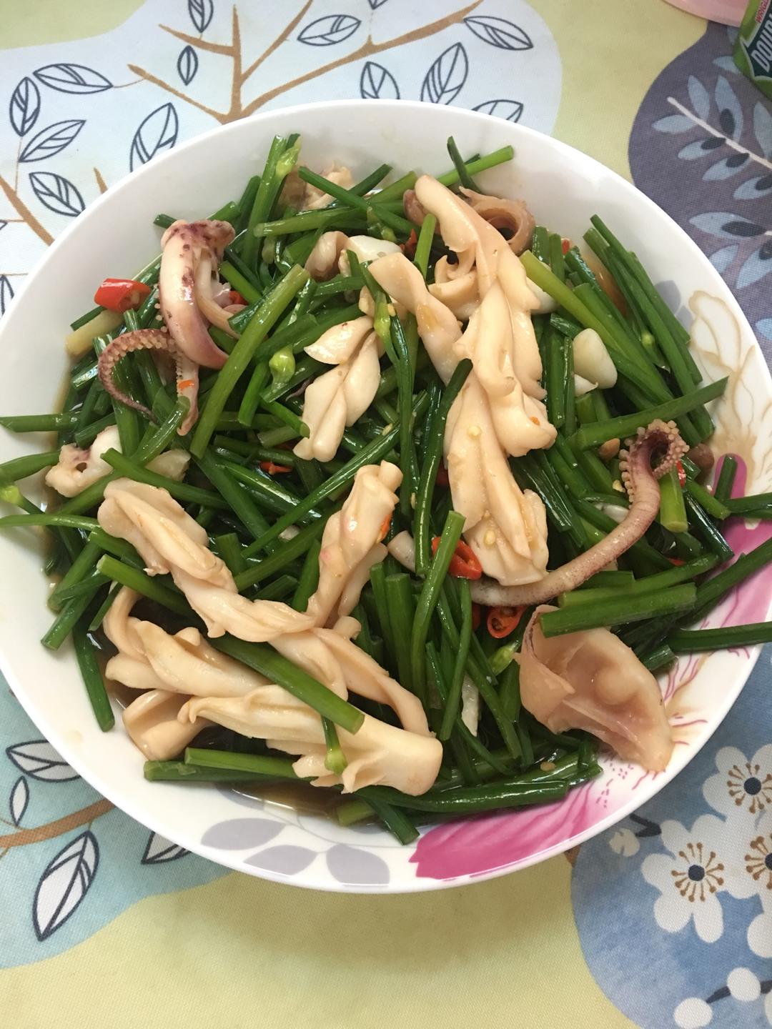 鱿鱼炒韭菜花