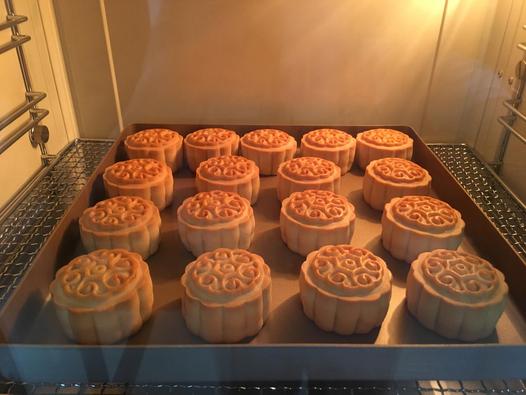 广式豆沙月饼（75克、50克、各种规格都有）