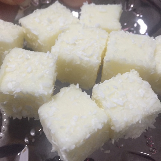 完胜85度C牛奶椰丝小方