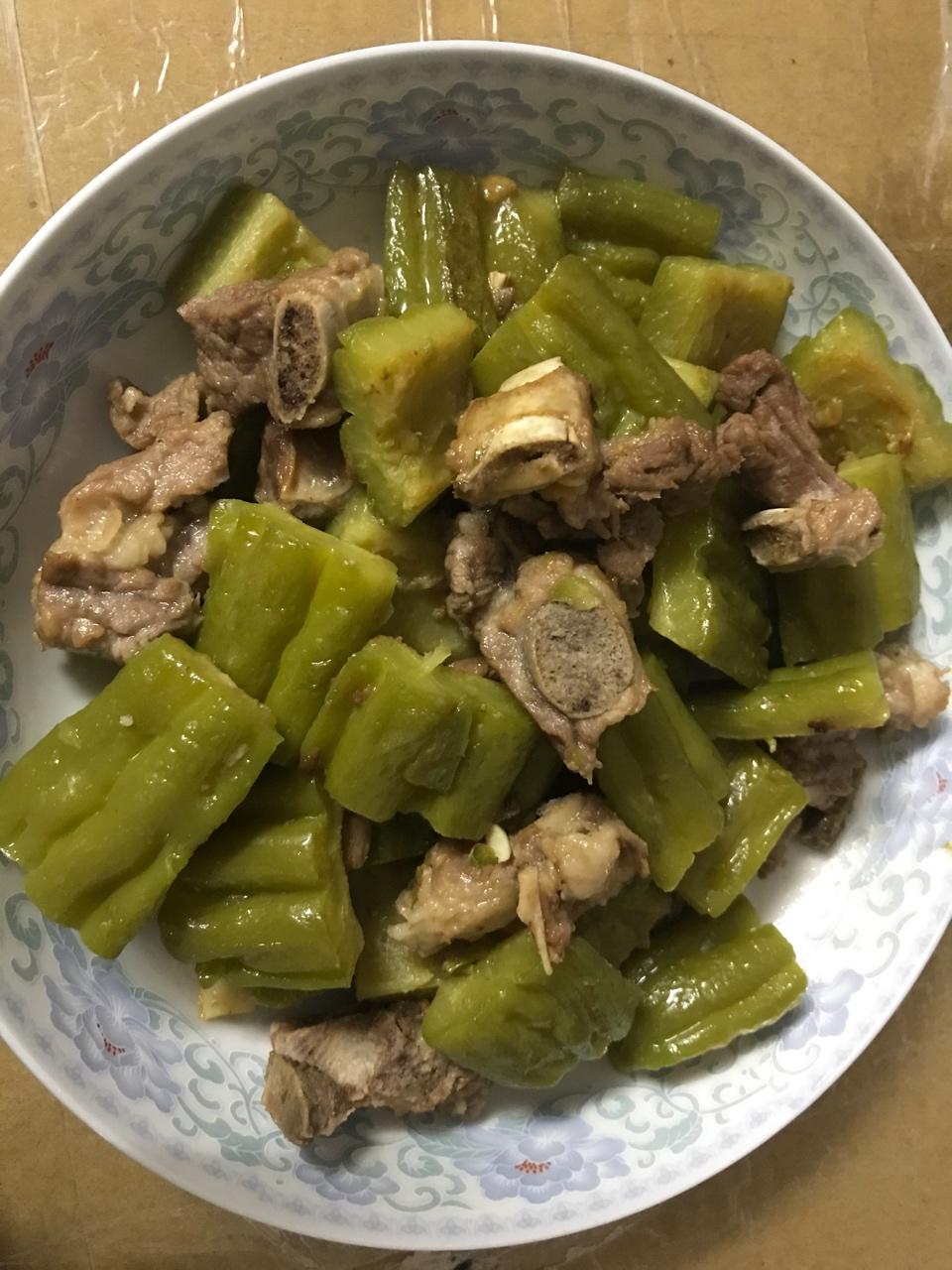 紫苏蒸排骨