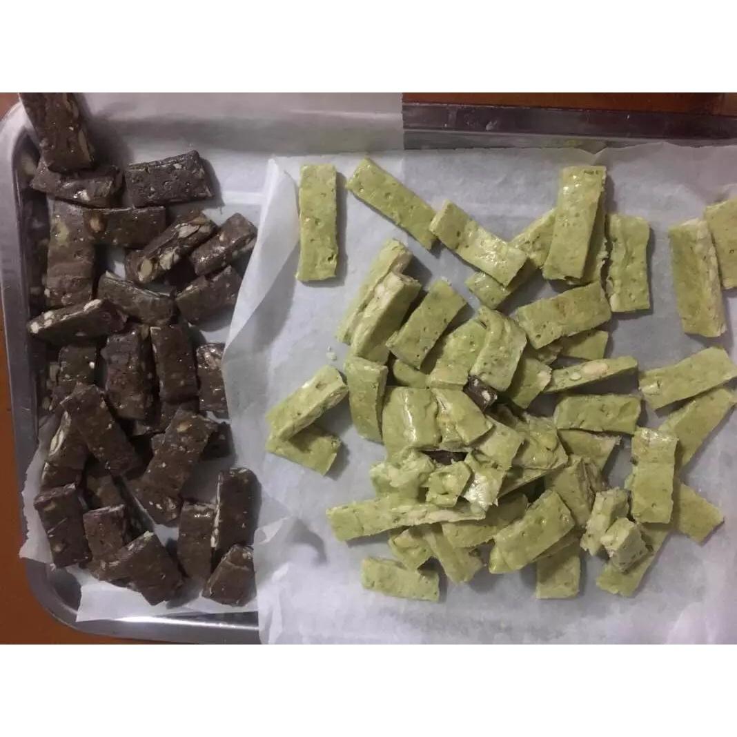 多味花生牛轧糖