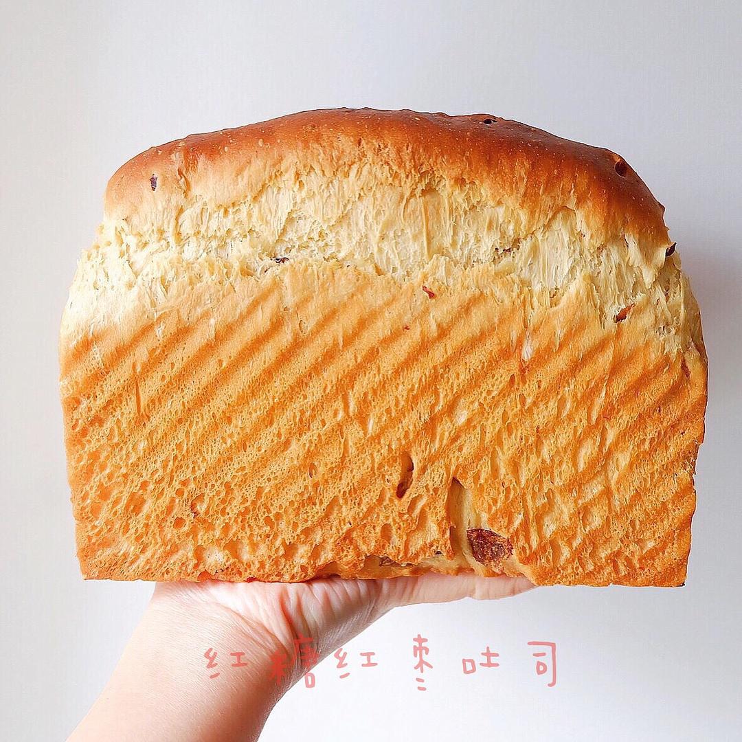 红糖(黑糖)红枣吐司