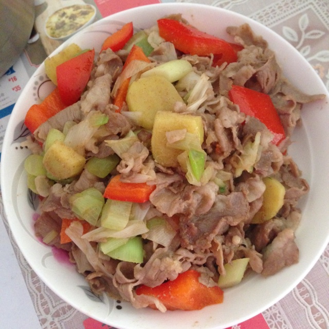 葱爆羊肉片