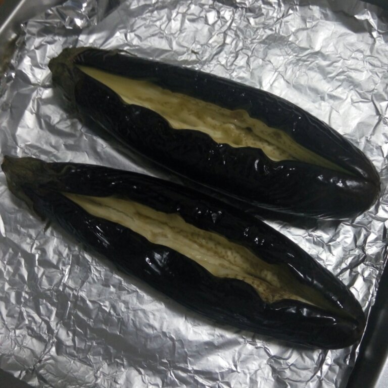 CC招牌菜销魂烤茄子，百吃不厌！
