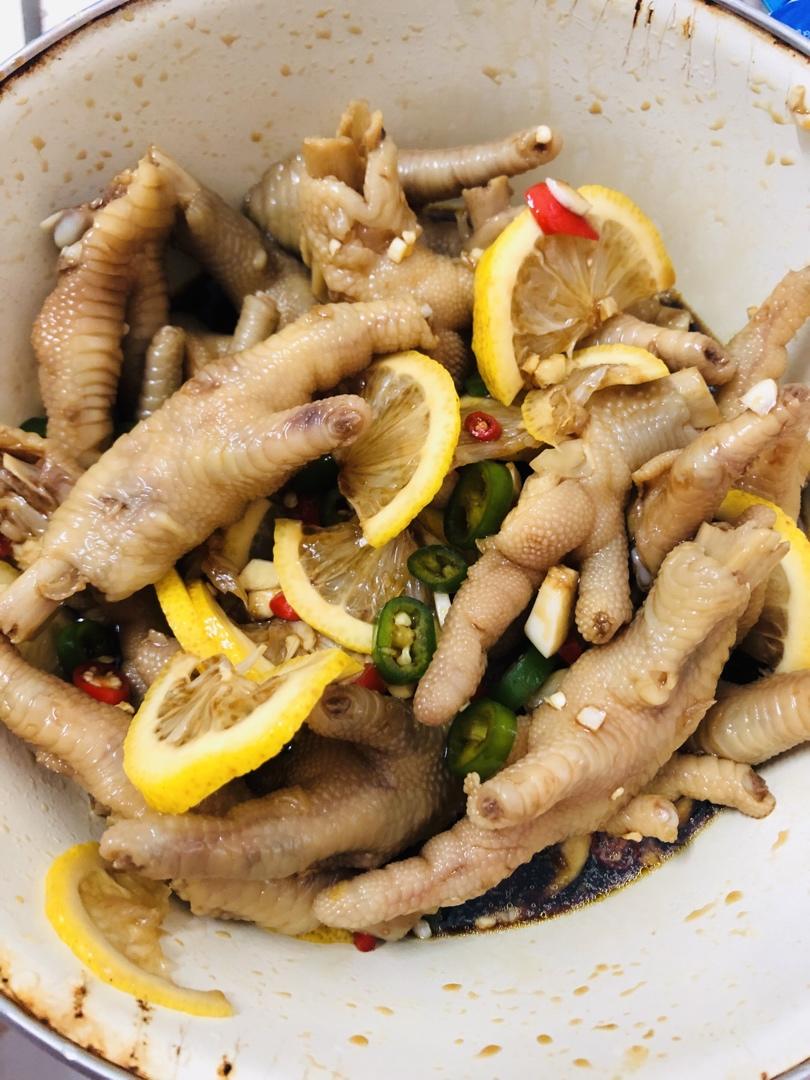 【柠檬酸辣鸡爪】自制超级无敌美味的网红鸡爪