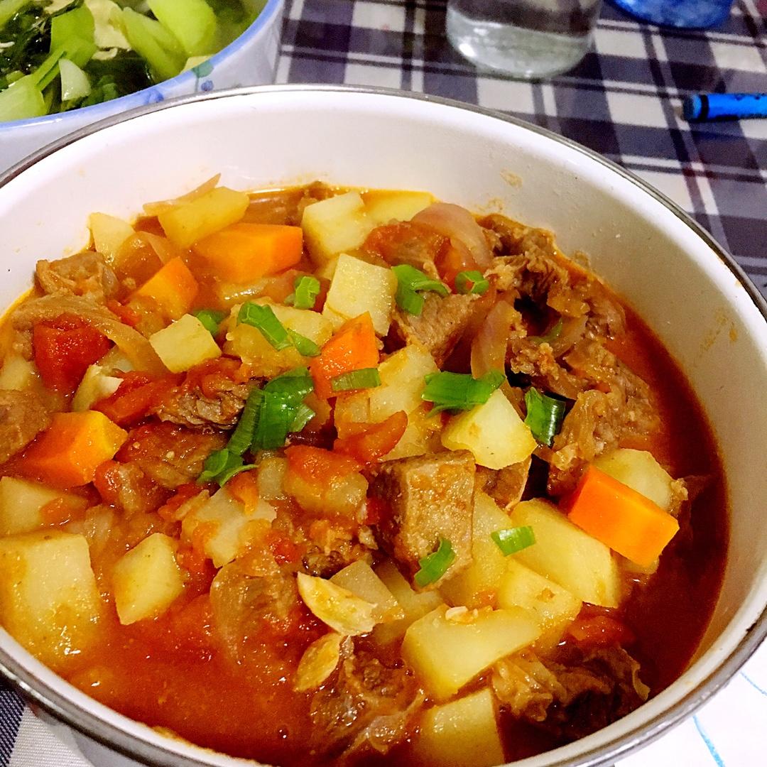番茄牛腩(这样做牛肉不会老哦）