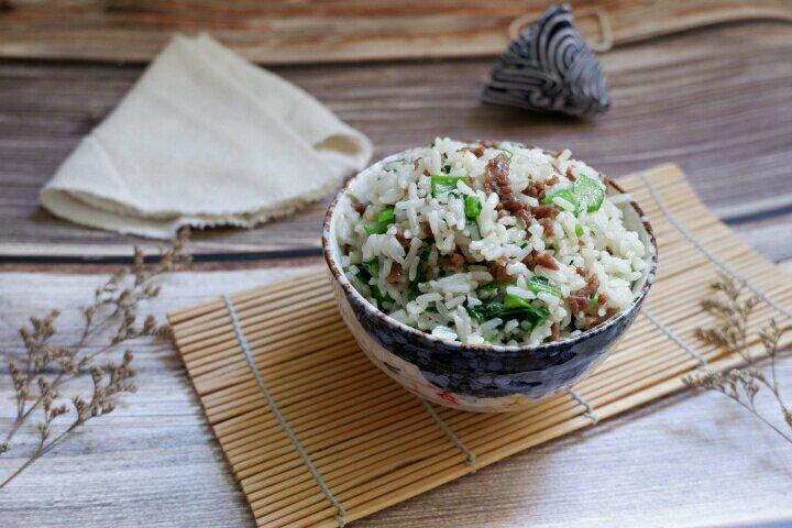 芥兰菜炒饭