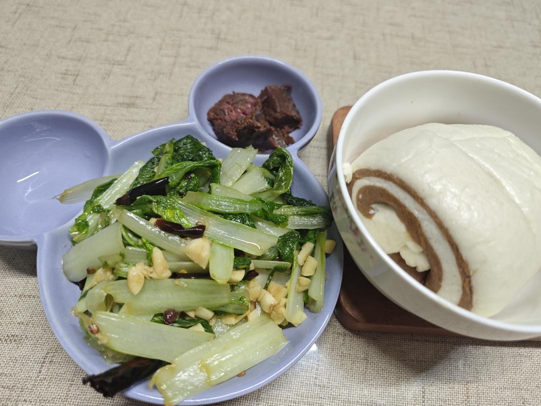 时蔬小炒《小白菜》