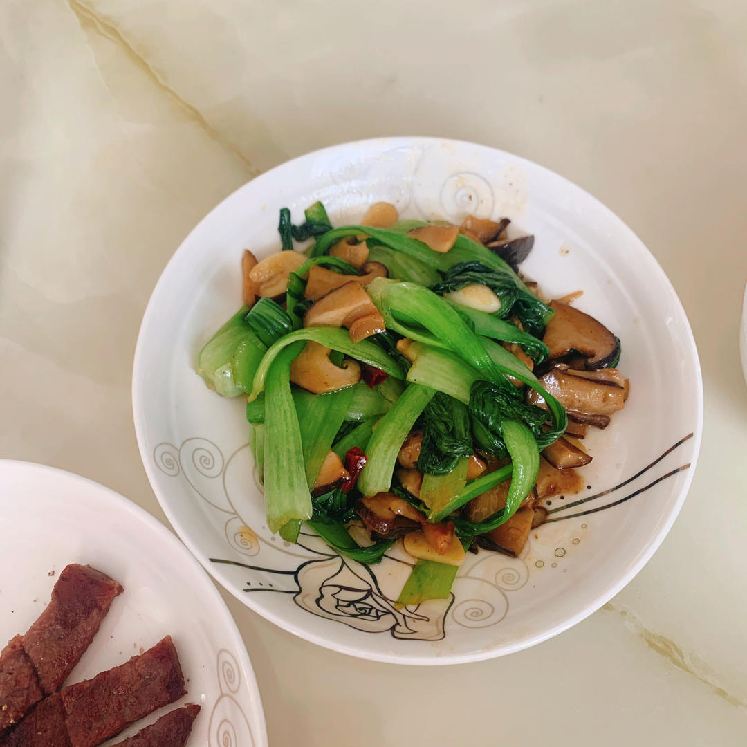 青菜烧香菇