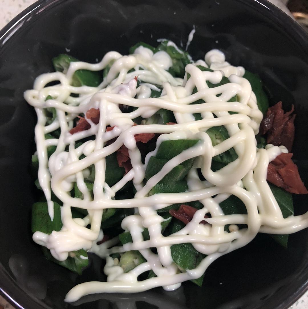梅子拌秋葵