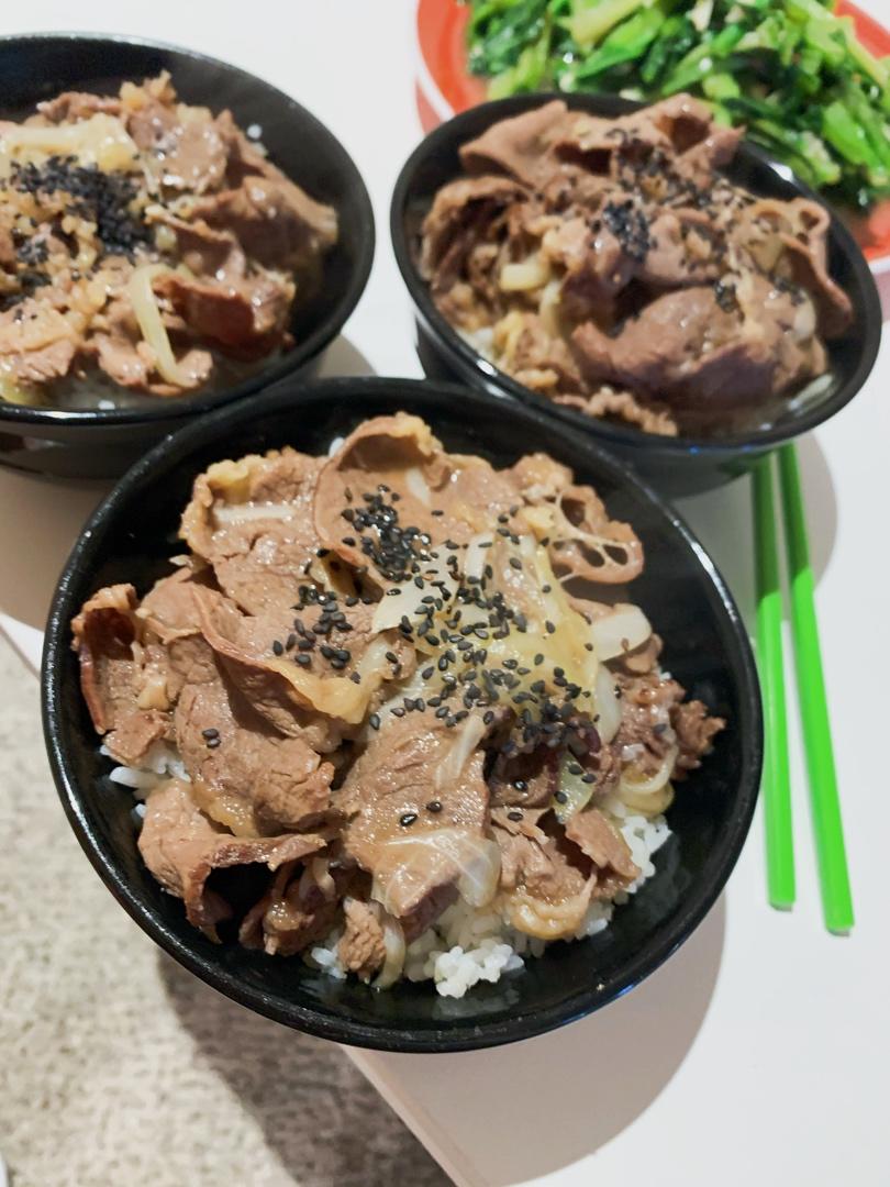 吉野家牛肉饭（牛丼）