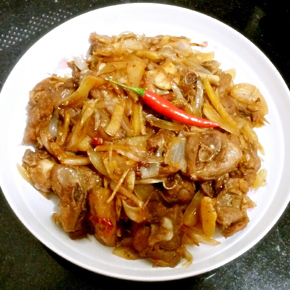 琦琦de厨房做的生炒柠檬鸭