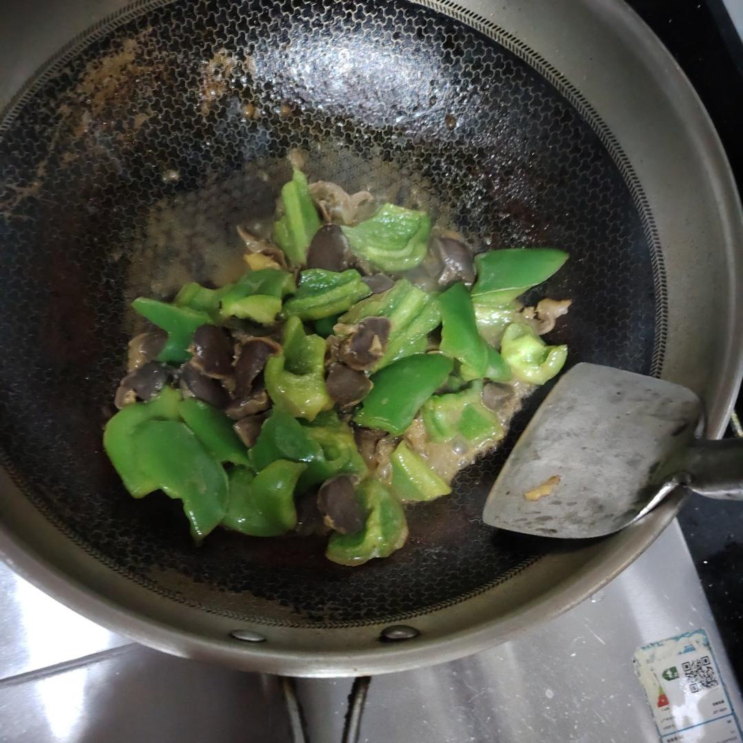 青椒炒鸭胗