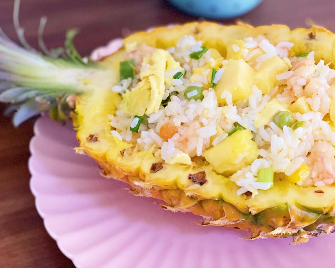 371 虾仁菠萝炒饭的做法