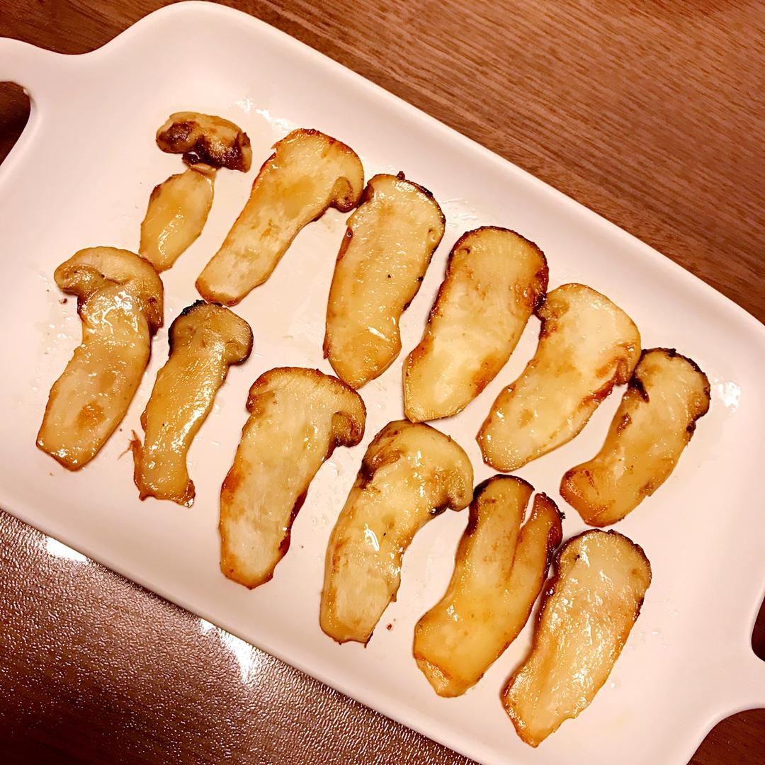 my喵做的黄油煎松茸