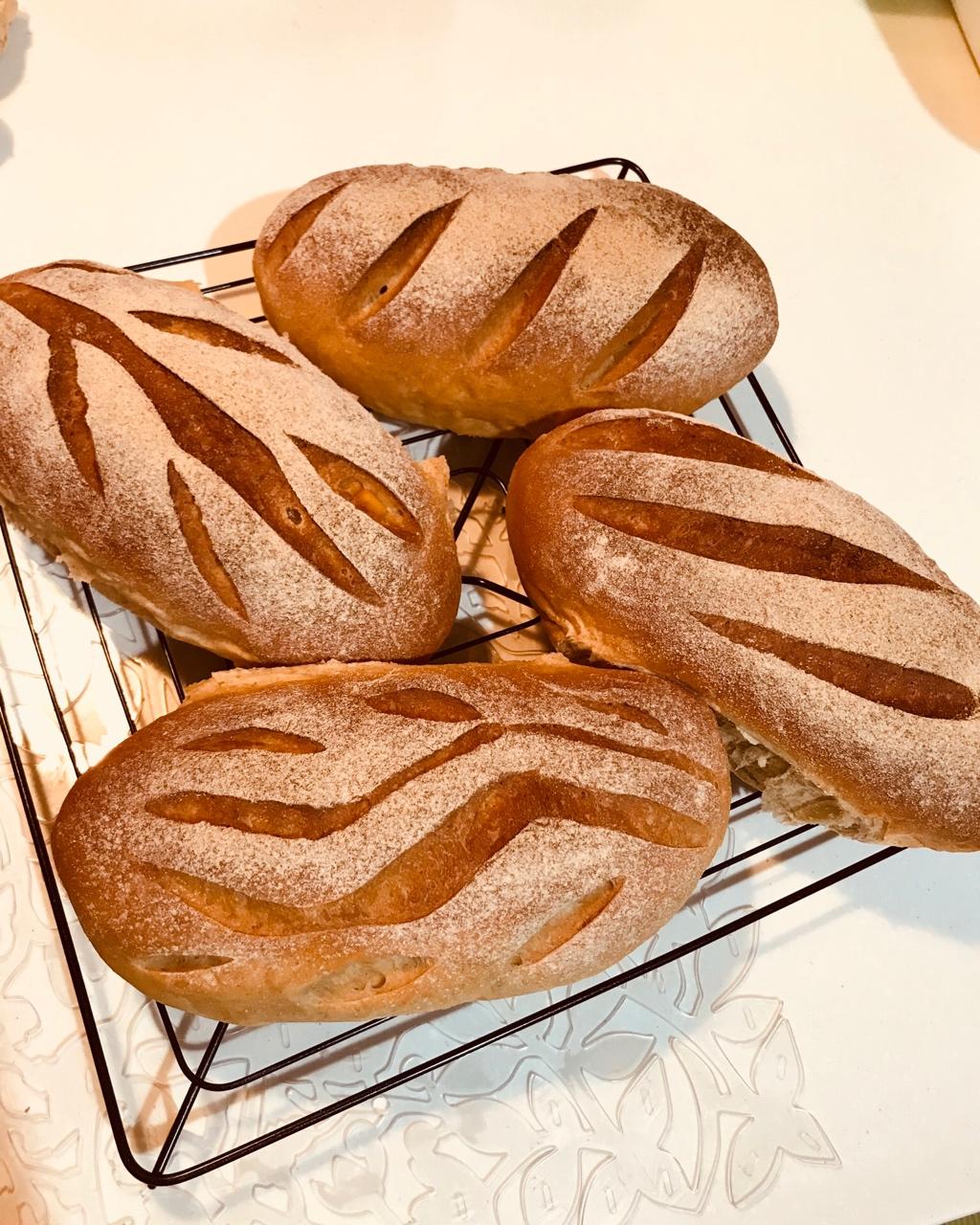 全麦红糖杂果软欧包