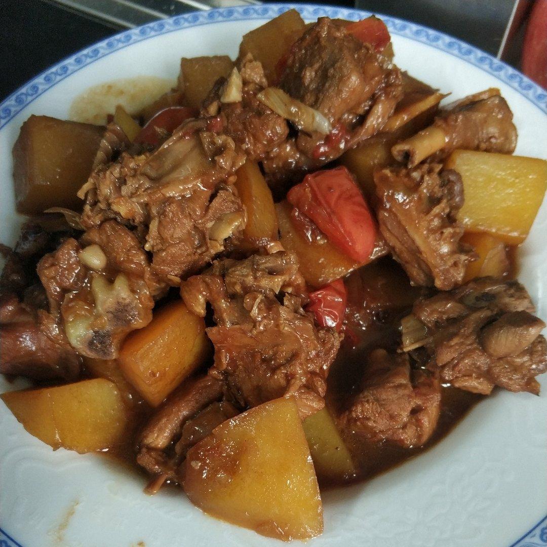 红烧鸭腿土豆块