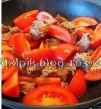 西红柿炖牛肉的做法 步骤6