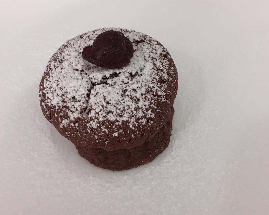 爆浆巧克力纸杯蛋糕的做法