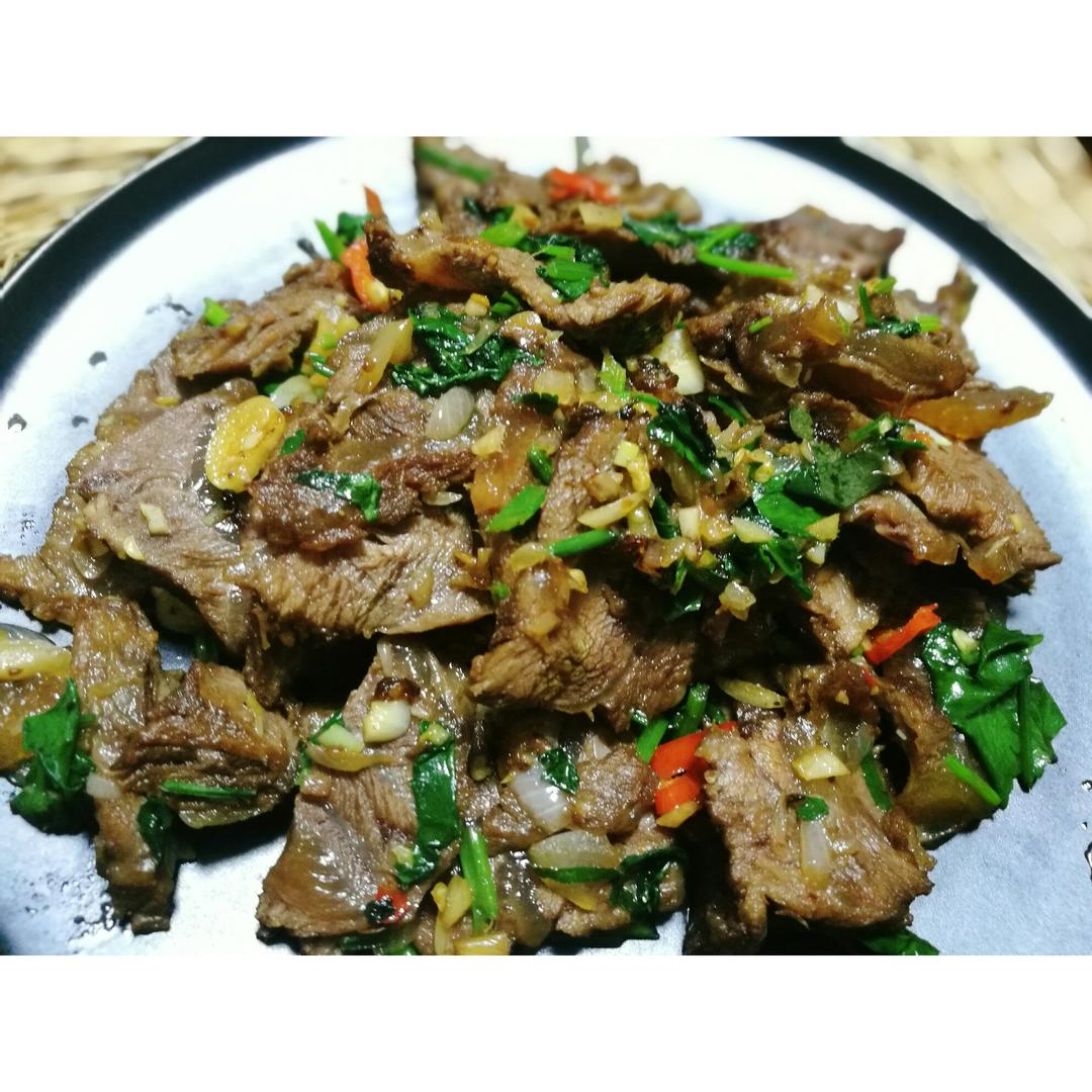 凉拌牛肉