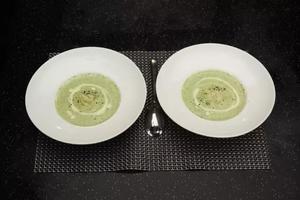 西式花椰菜浓汤的做法 步骤16