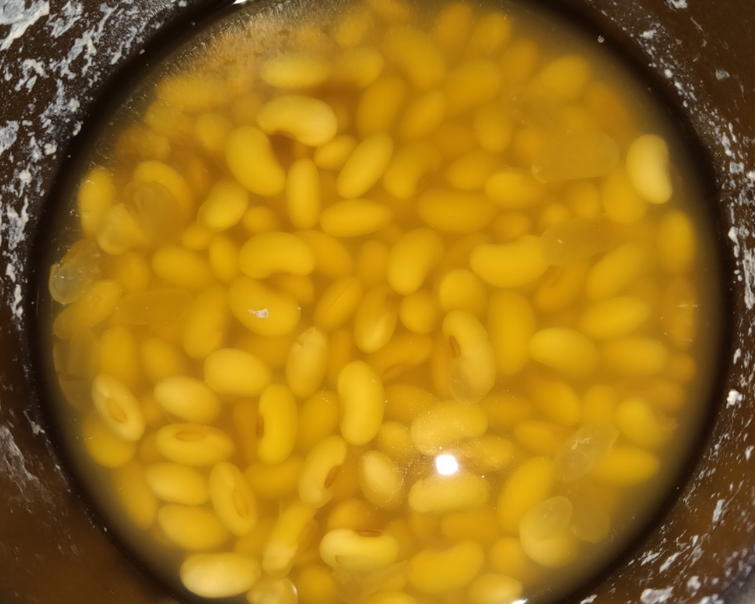 茄汁黄豆（百搭）的做法 步骤1