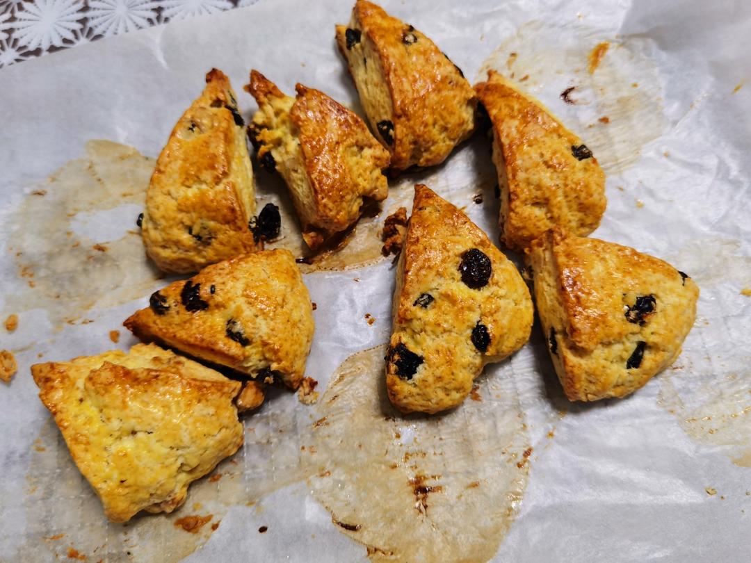 完胜星巴克的超美味酥脆司康 super easy crunched scone