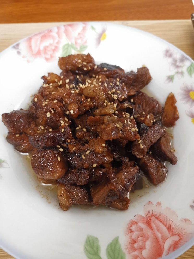红焖羊腿肉