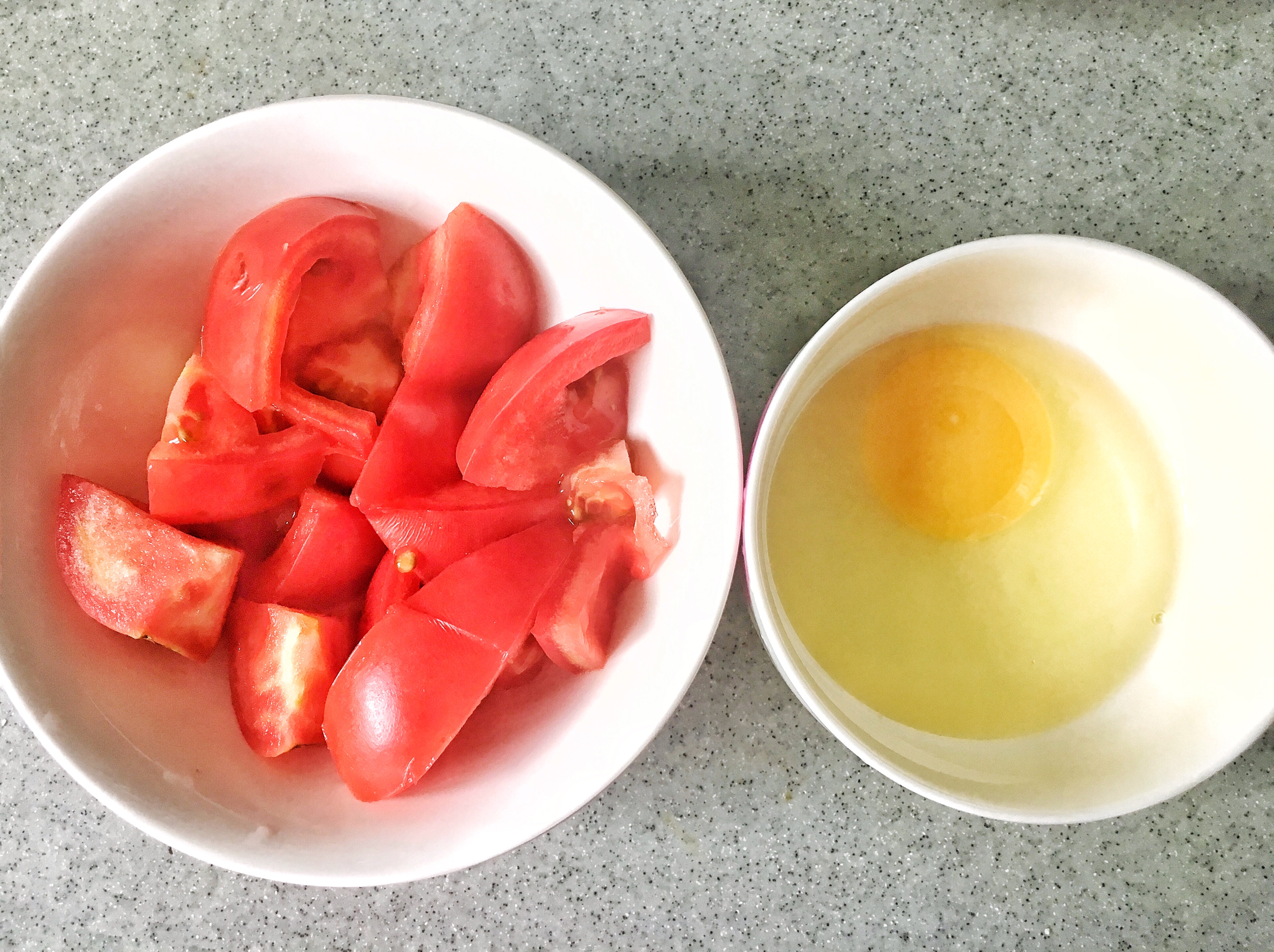 蚝油西红柿炒蛋的做法 步骤1
