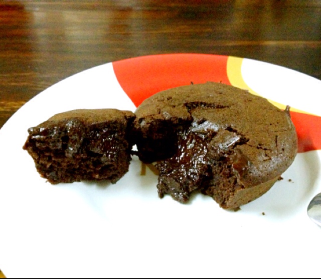 给妹子群的巧克力熔岩蛋糕