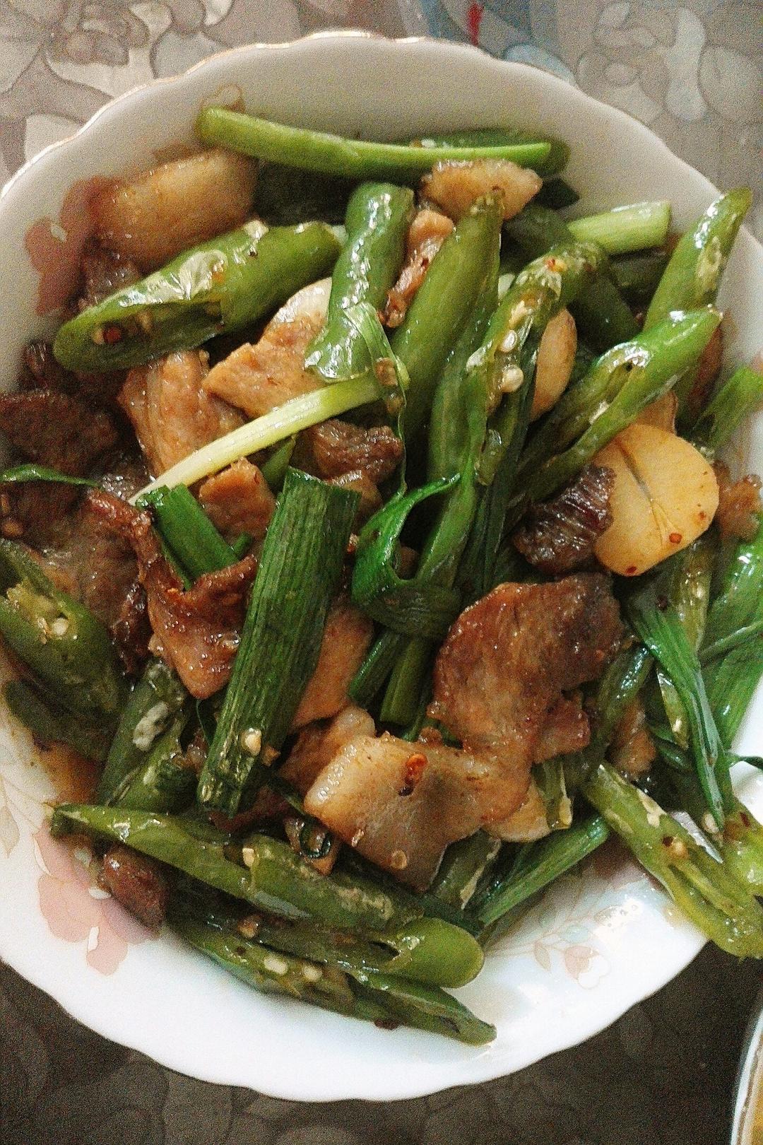 农家小炒肉【记忆中勾魂的油汤】