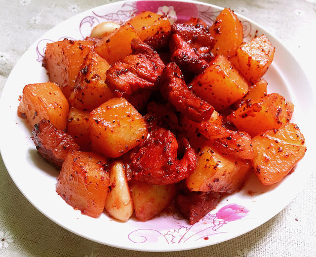 土豆炖红烧肉的做法