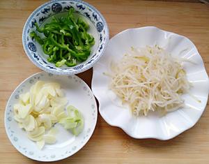 佐餐小菜粥的伴侣——炒咸菜的做法 步骤2