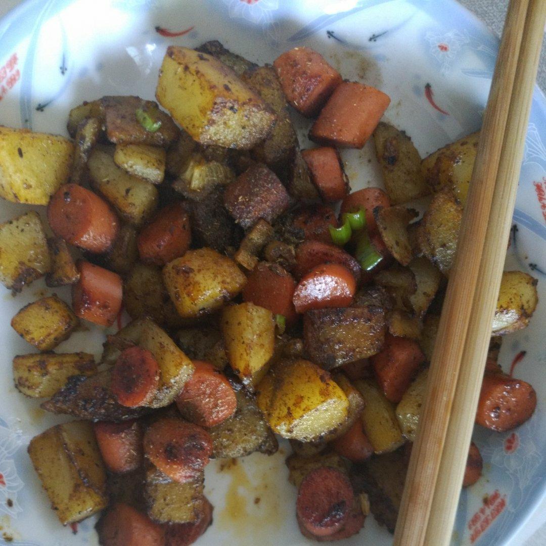 香辣过瘾❗️超好吃孜然火腿土豆丁，吃一口就沦陷❗️