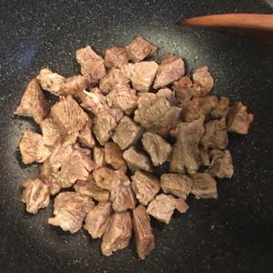 红烧牛肉炖胡萝卜土豆的做法 步骤8