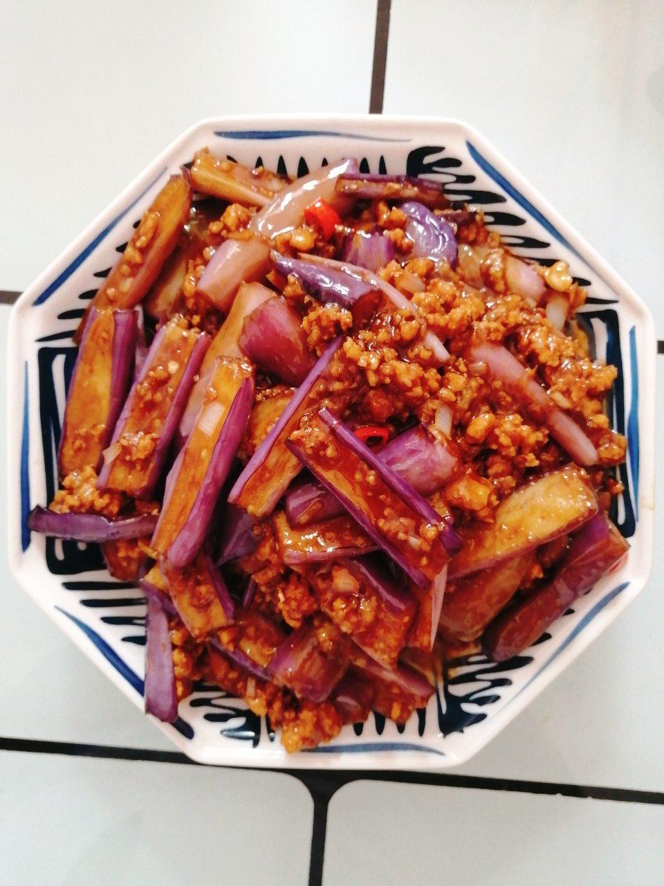 开胃下饭菜！巨简单的家常鱼香茄子煲