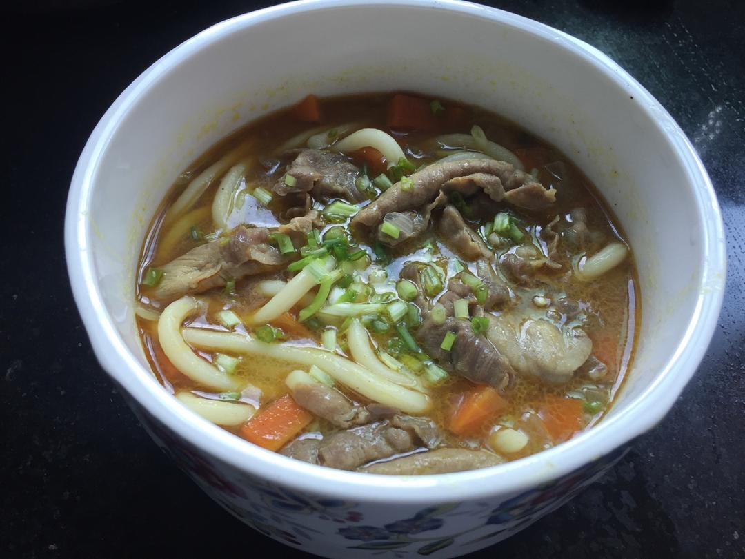 咖喱肥牛乌冬面