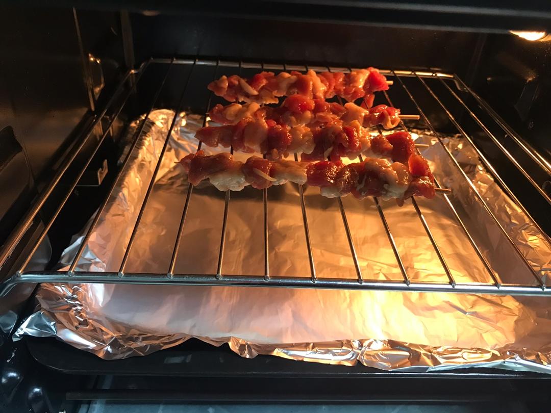 烤羊肉串
（烤箱版）